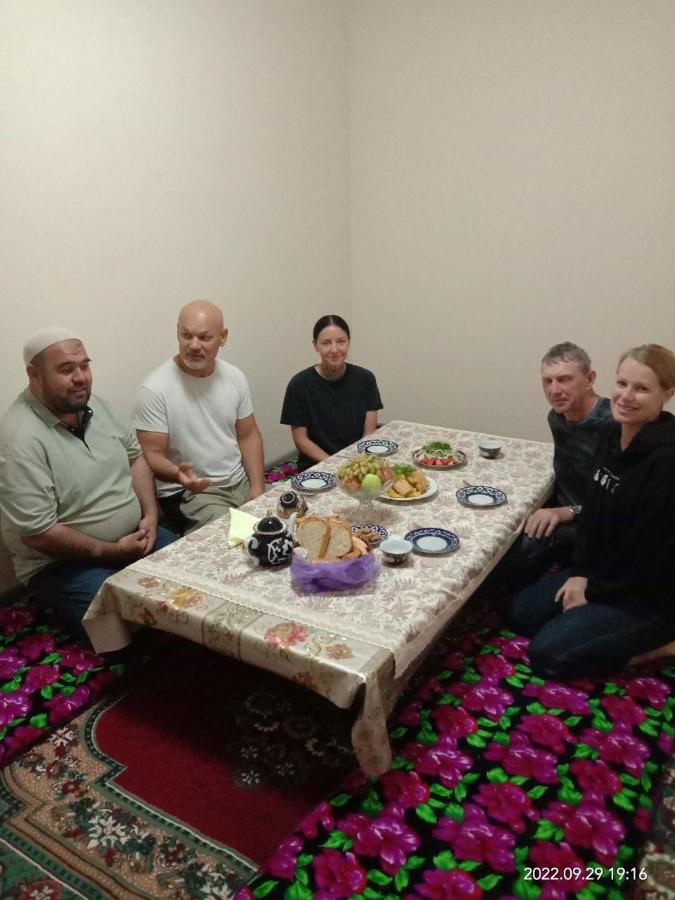 In Center Of Bukhara Family Guest House Mirg'Iyos Exterior foto